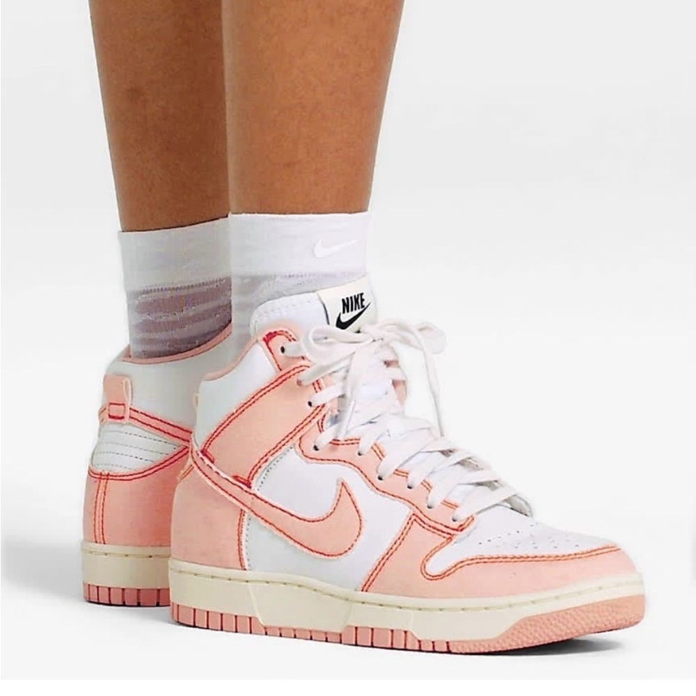 Nike Women's Dunk High 1985 Sneakers in Arctic Orange Size 8 .5